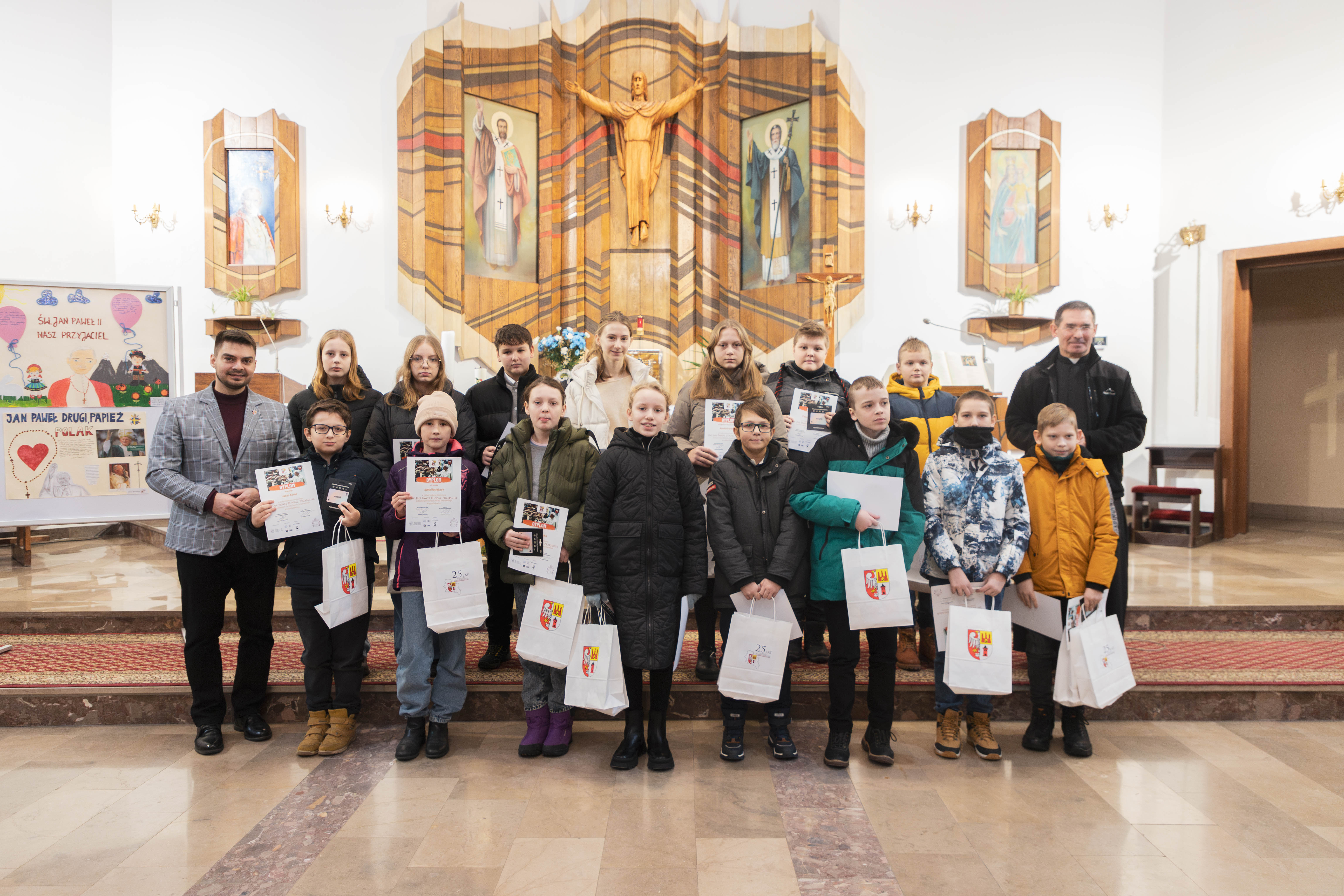 Nagrodziliśmy laureatów konkursu „Św. Jan Paweł II - Nasz Przyjaciel"